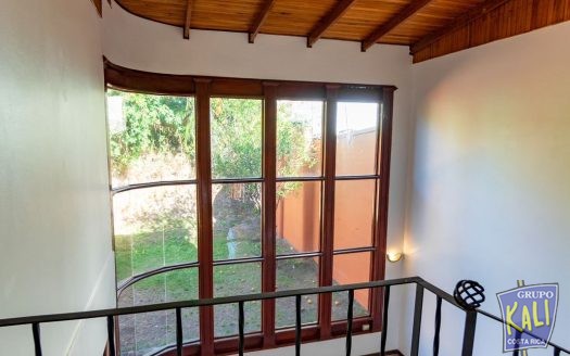 Rohrmoser Geroma casa renta amplia $2600/Rohrmoser Geroma house for rent $2,600