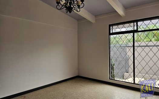 Sabana Oeste casa de 1 planta ind en venta $250K/Sabana oeste 1story house for sale