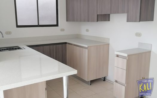 Sn Francisco de Heredia casa 1 planta 115millones/Heredia 1 planta 115 millones
