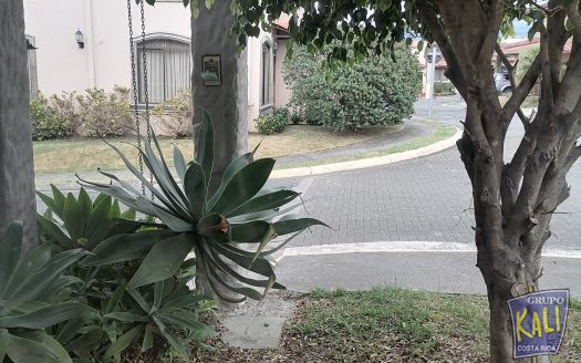 Sn Francisco de Heredia casa 1 planta 115millones/Heredia 1 planta 115 millones
