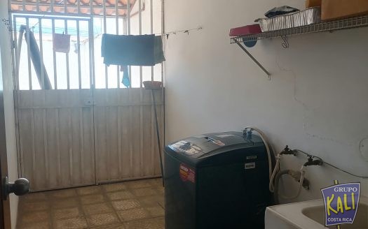 Pozos Sta Ana venta casa de 1planta $250K /Pozos Sta Ana 1 story house for sale