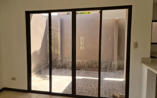 Sn Francisco de Heredia casa 1 planta 115millones/Heredia 1 planta 115 millones