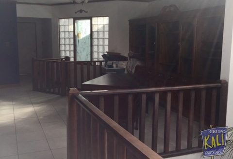 Sabana N casa 2 plantas uso mixto $2,500/2 story house for rent in Sabana Norte
