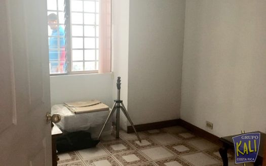 Sabana N casa 2 plantas uso mixto $2,500/2 story house for rent in Sabana Norte