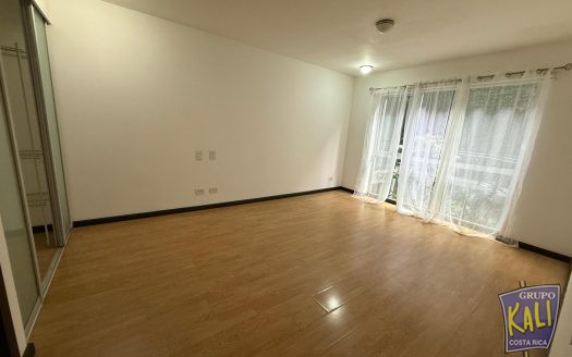 Rohrmoser apto Paradisus venta $190mil/Geroma apto for sale