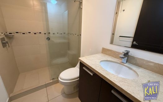 Rohrmoser apto Paradisus venta $190mil/Geroma apto for sale