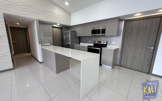 Geroma Rohrmoser pent house vista amplio $1,850/Rohrmoser penthouse for rent