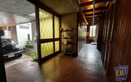 Rohrmoser casa de 1 planta para remodelar o demoler/Rohrmoser 1 story house for sale