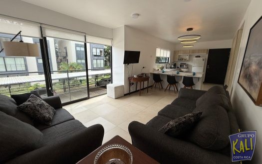 Uruca venta apto 2do piso bello moderno/Uruca modern apto in 2do floor