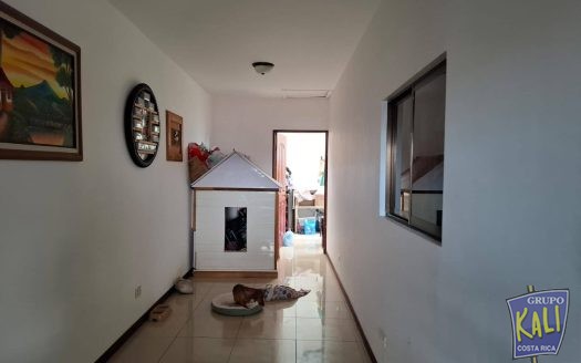 Llorente casa,apto,estudio, 3 en uno se vende/Llorente 3 properties in one for sale