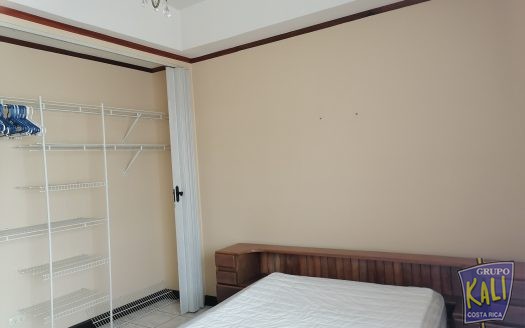 Geroma Rohrmoser renta apto 3er piso 415.000/Geroma apto for rent