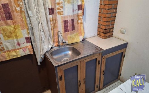 Llorente casa,apto,estudio, 3 en uno se vende/Llorente 3 properties in one for sale