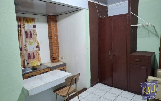 Llorente casa,apto,estudio, 3 en uno se vende/Llorente 3 properties in one for sale