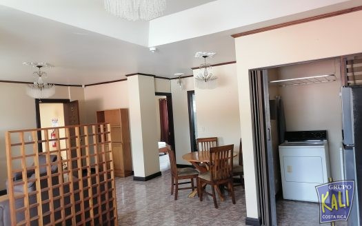 Geroma Rohrmoser renta apto 3er piso 415.000/Geroma apto for rent
