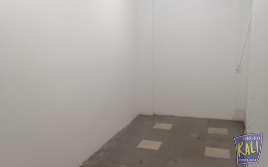Uruca bodega 850m2 en 2 pisos