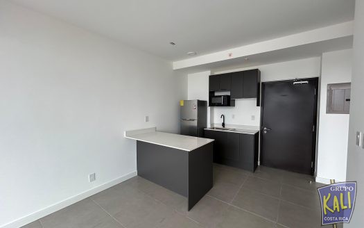 Escalante venta apto en torre piso 14 precio de oferta