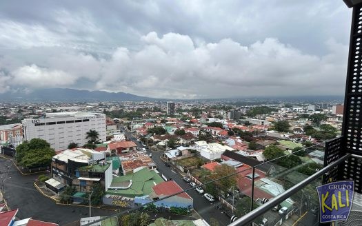 Escalante venta apto en torre piso 14 precio de oferta