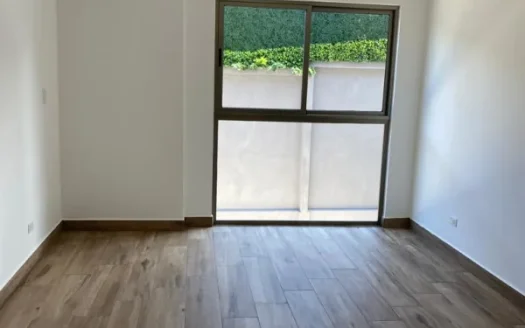 Geroma, alquiler apto moderno $1,250/Geroma nice apto for rent $1,250
