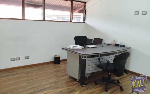 Alquiler de oficina c/servicios Escazu Sn Rafael $600/Escazu office for rent