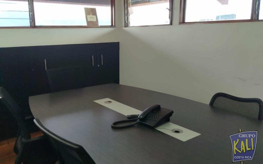 Alquiler de oficina c/servicios Escazu Sn Rafael $600/Escazu office for rent