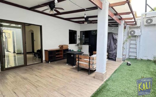 Venta de casa en condo Belen Heredia/2 story house for sale Belen Heredia