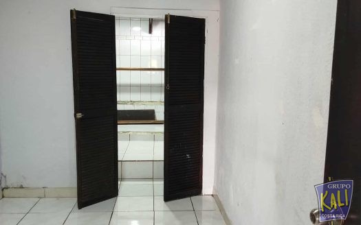 Uruca casita una planta venta 67.000.000/ One story house for sale
