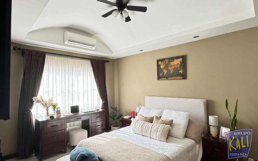 Venta de casa en condo Belen Heredia/2 story house for sale Belen Heredia