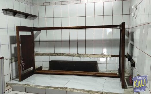 Uruca casita una planta venta 67.000.000/ One story house for sale