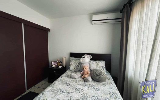 Venta condominio de 2 pisos en Belen Heredia/2 story condo house for sale Belen Heredia