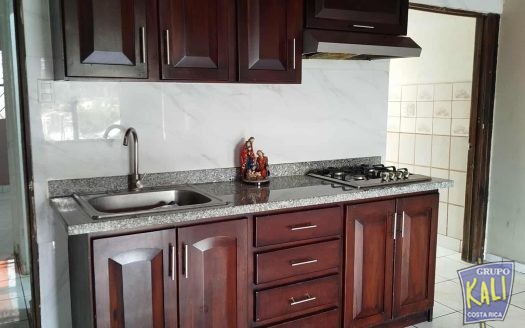 Uruca casita una planta venta 67.000.000/ One story house for sale