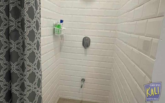 Venta casa de 2 plantas Escazu Laureles/2 story house for sale in Escazu Laureles