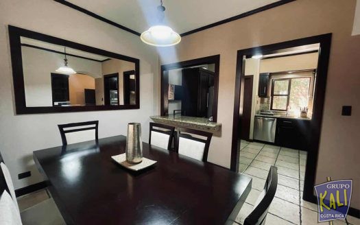Venta condominio de 2 pisos en Belen Heredia/2 story condo house for sale Belen Heredia