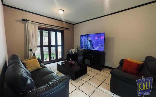 Venta condominio de 2 pisos en Belen Heredia/2 story condo house for sale Belen Heredia