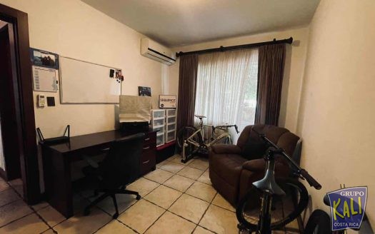 Venta condominio de 2 pisos en Belen Heredia/2 story condo house for sale Belen Heredia
