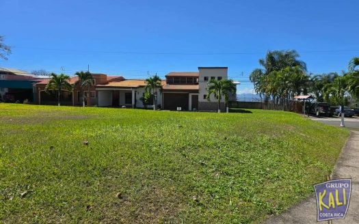 Grecia venta lote en condominio 40.000.000 colones/Grecia lot for in sale in condominium