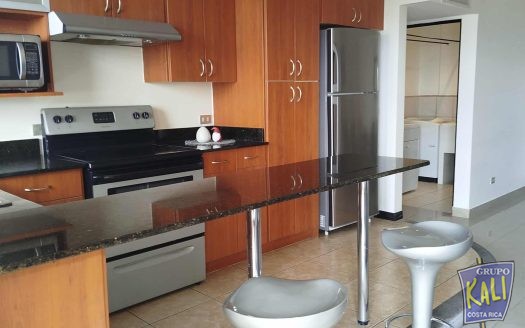Escazu apartamento amoblado 2hbs 2 bnsVista/Furnished apto for rent Escazu great view