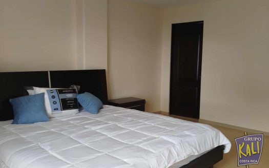 Escazu apartamento amoblado 2hbs 2 bnsVista/Furnished apto for rent Escazu great view