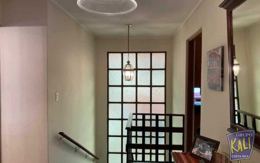 Rohrmoser venta casa 2 plantas en condo/Rohrmoser 2 story house for sale in condo