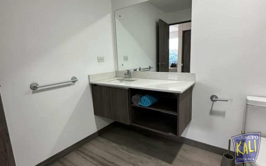 Escazu apartamento amoblado en venta moderno bonito/Furnished apartment for sale Escazufor sale