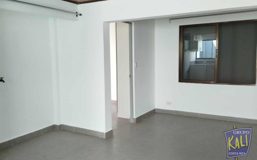 Triangulo, Rohrmoser alquiler de apartamento 2do piso/Triangulo Rohrmoser apto for rent