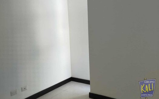 Sabana Norte ALQUILER apartamento con hermosa vista/Sabana Norte apartment for rent