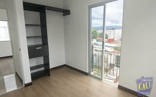 San Sebastian penthouse en venta $145.000/San Sebastian penthouse for sale