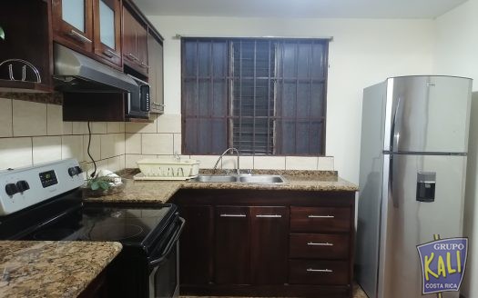 Rohrmoser Geroma apartamento amoblado en 2do piso 3/2.5/2 en alquiler/Rohrmoser furnished big apto for rent