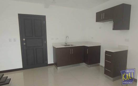 San Sebastian penthouse en venta $145.000/San Sebastian penthouse for sale