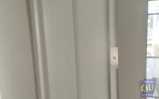 San Sebastian penthouse en venta $145.000/San Sebastian penthouse for sale