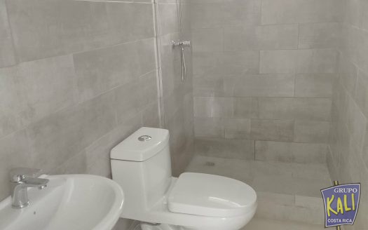 San Sebastian penthouse en venta $145.000/San Sebastian penthouse for sale