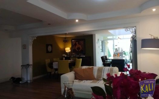 Venta casa de una planta resid Roma remodelada bella/1 story house for sale in Roma Rohrmoser Pavas