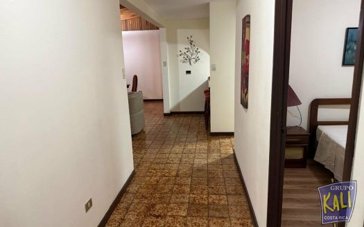 Rohrmoser Geroma apartamento amoblado en 2do piso 3/2.5/2 en alquiler/Rohrmoser furnished big apto for rent