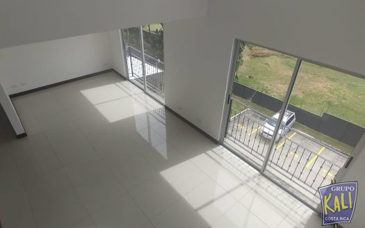 San Sebastian penthouse en venta $145.000/San Sebastian penthouse for sale