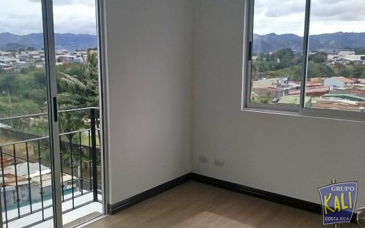 San Sebastian penthouse en venta $145.000/San Sebastian penthouse for sale